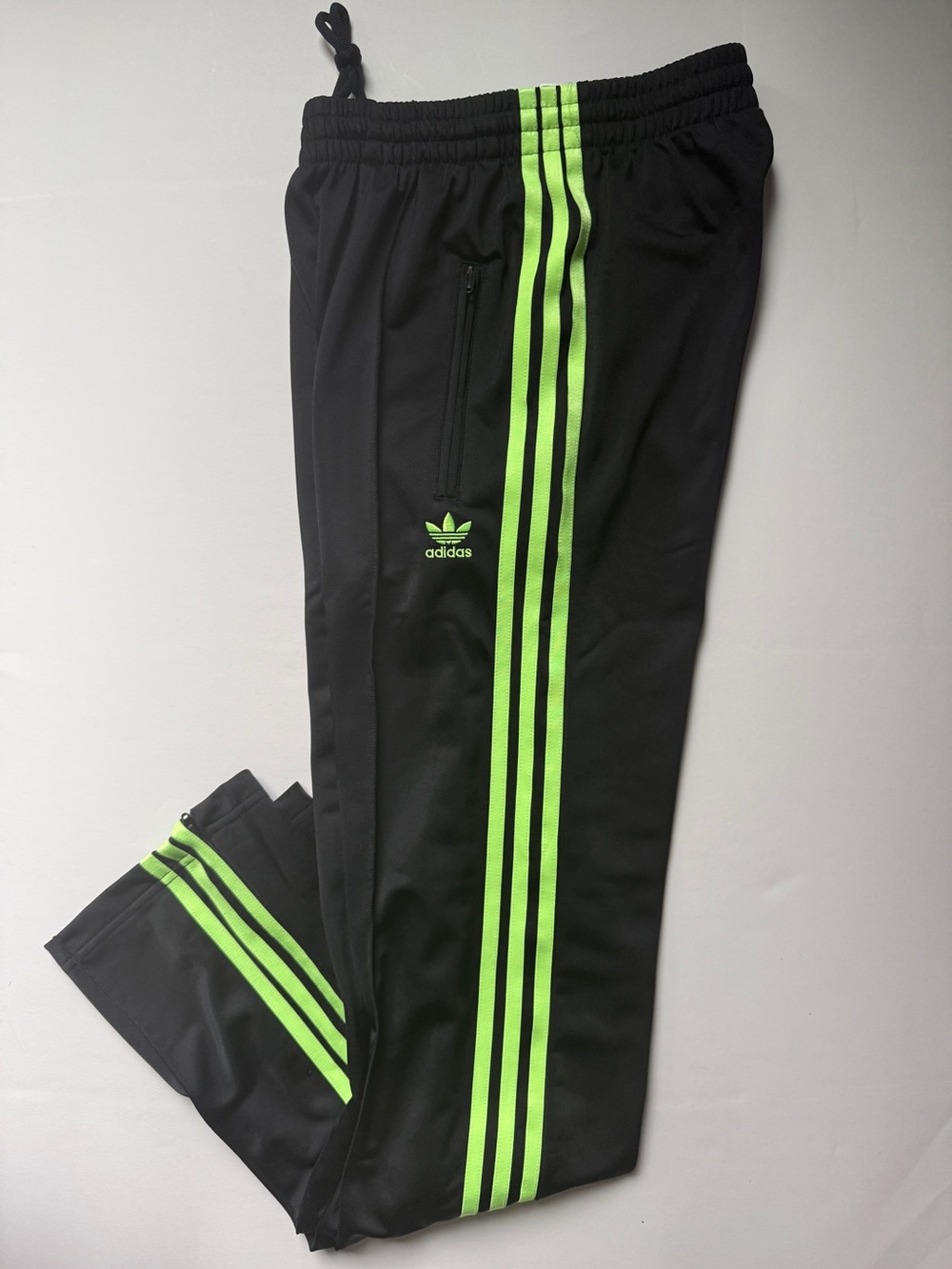 adidas [XXS] Classic Firebird Loose Track Pants Black/Signal Green JY2675